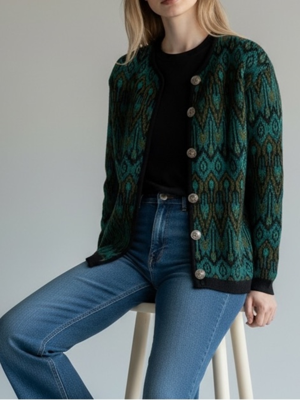 Vintage 80’s Norvyk by Ren-Dale 100% Virgin Wool Nordic Cardigan | Size L